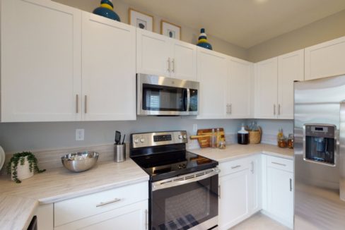 DAH_AquabellaBlossom_PIC_Amaryllis_Kitchen4_Matterport_F1