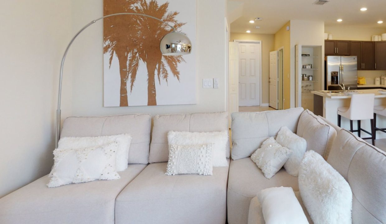 DAH_AquabellaBlossom_PIC_Dahlia_GreatRoom5_Matterport_F1