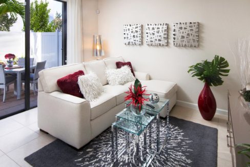 DAH_AquabellaBlossom_PIC_Hyacinth_Family_F1