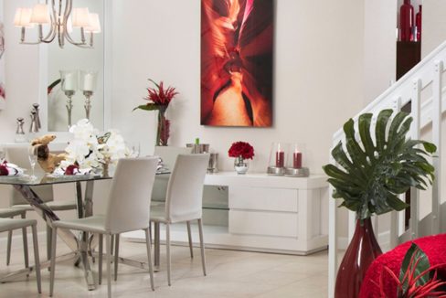 DAH_AquabellaBlossom_PIC_Hyacinth_Living2_F1