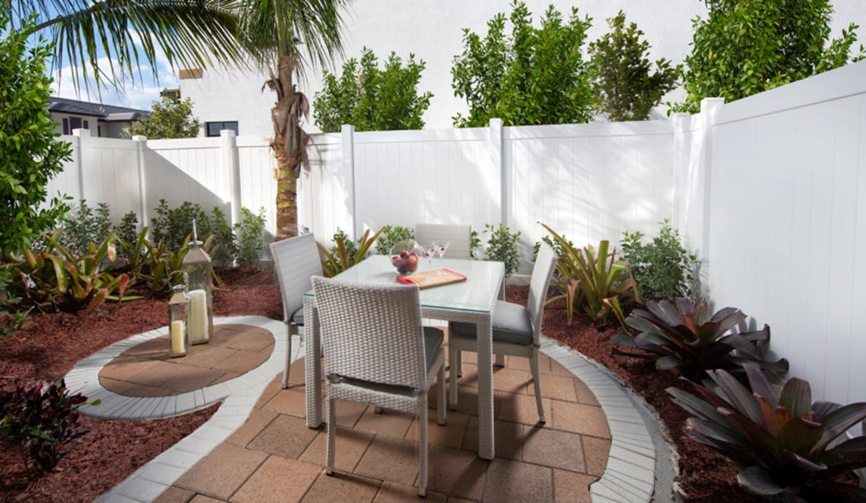 DAH_AquabellaBlossom_PIC_Hyacinth_Outdoor2_F1