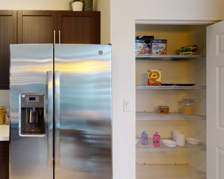 DAH_AquabellaBlossom_PIC_Kelby_Kitchen5_Matterport_F1