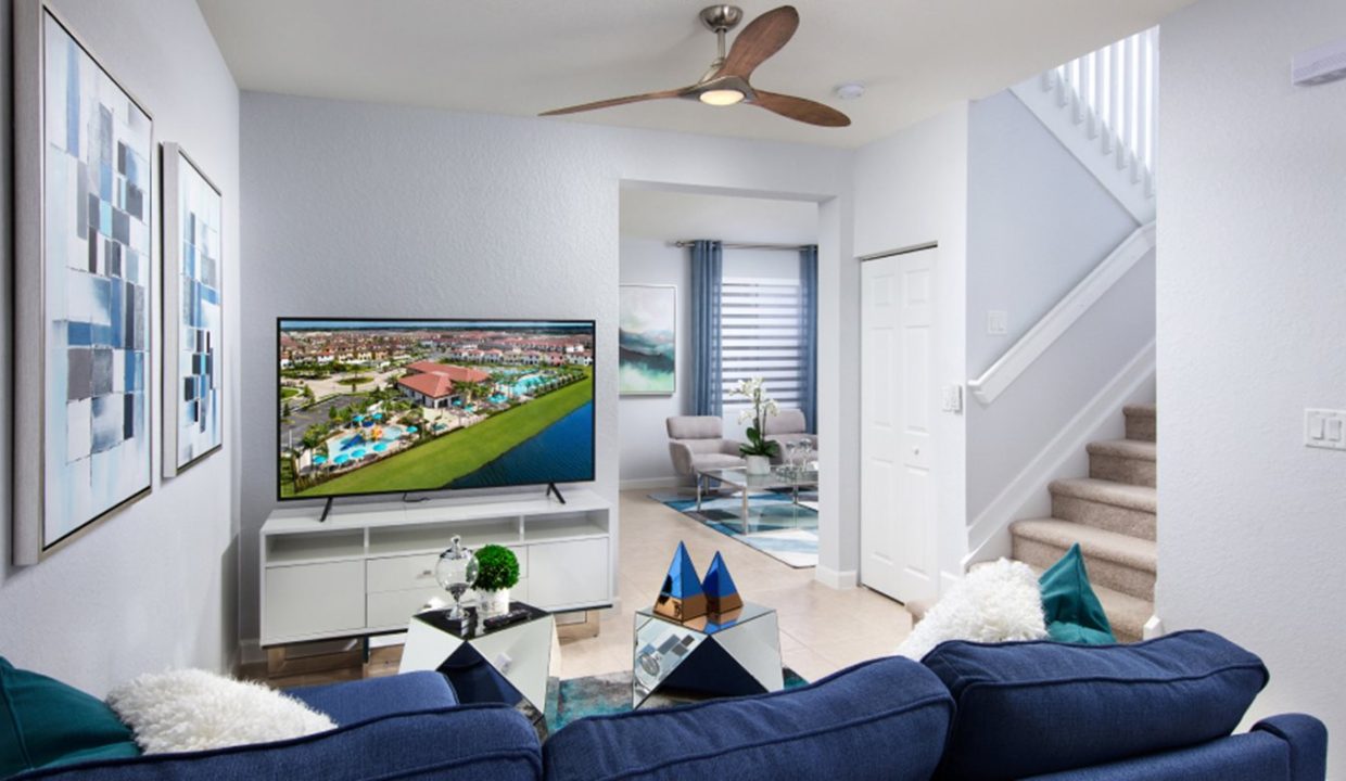 DAH_Aquabella_HarborCollection_PIC_Greenport_Family1_F1