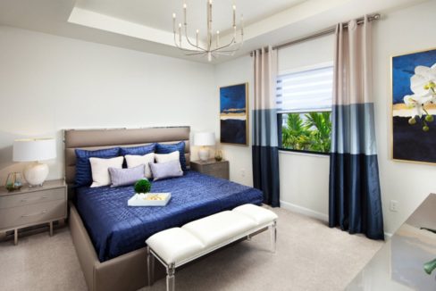 DAH_Aquabella_HarborCollection_PIC_Greenport_Owenrs1_F2