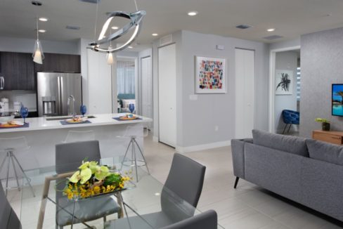 DAH_Condominiums_Landmark_Pic_Model_D_Kitchen3_F1