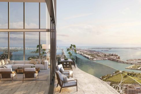 CasaBella-Living-Balcony